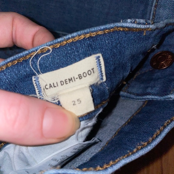 Madewell cali boot petite 25” inseam, 25P mid-high rise jean - Picture 3 of 3